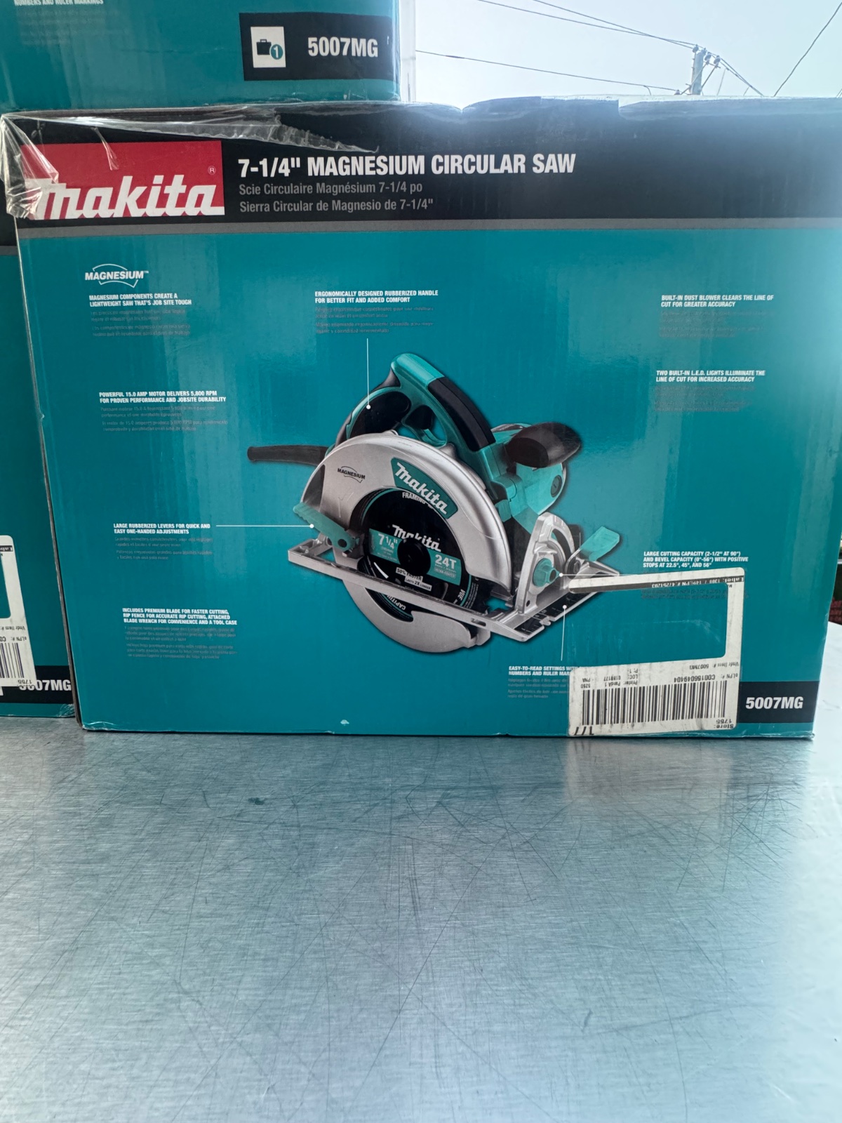 Makita circular saw  7-1/4